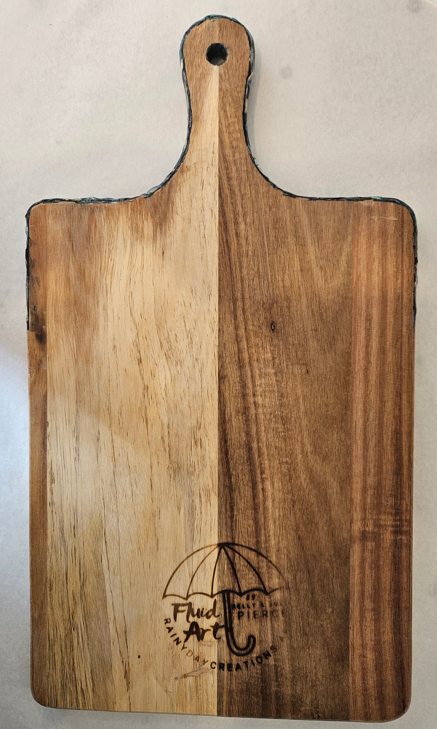 16 X 9 Acacia Serving Board - Green/Gold