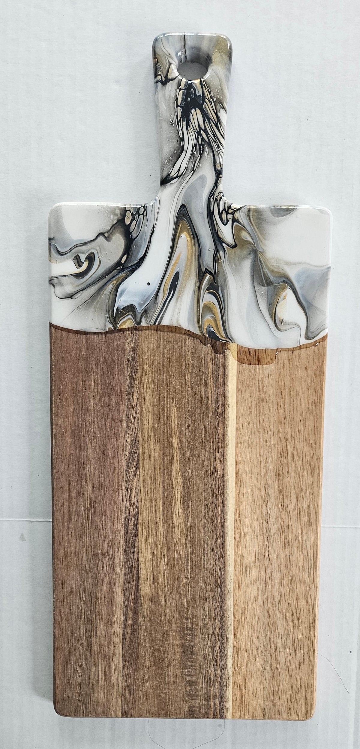 20 X 8 Charcuterie Board - Naturally Metallic 1