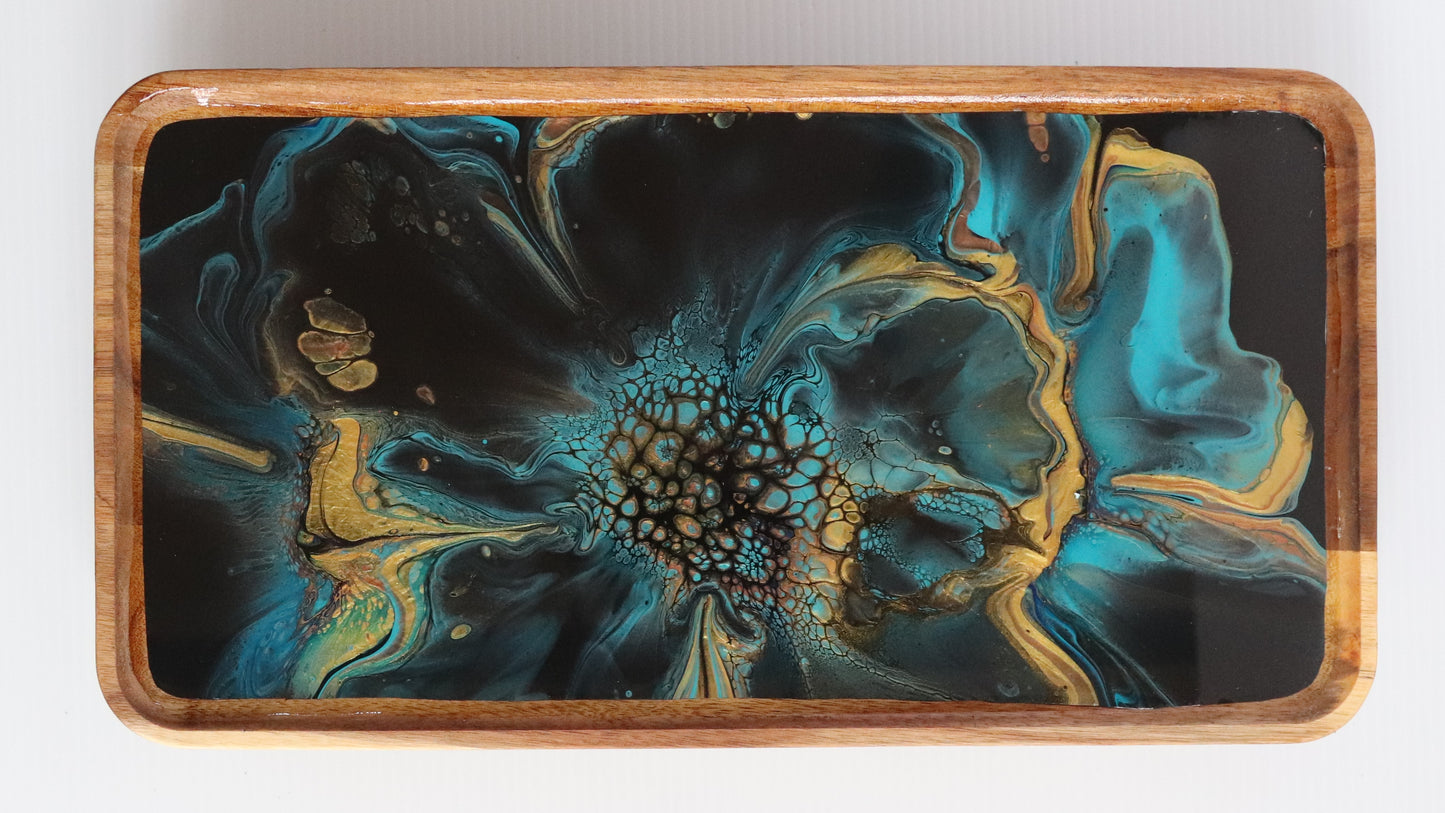 9 x 17 trinket tray w/ legs - Blue/Gold 1