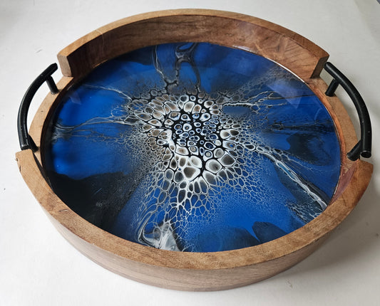 12" Rnd Tray w Metal Handle - Bronze Blueblood 1