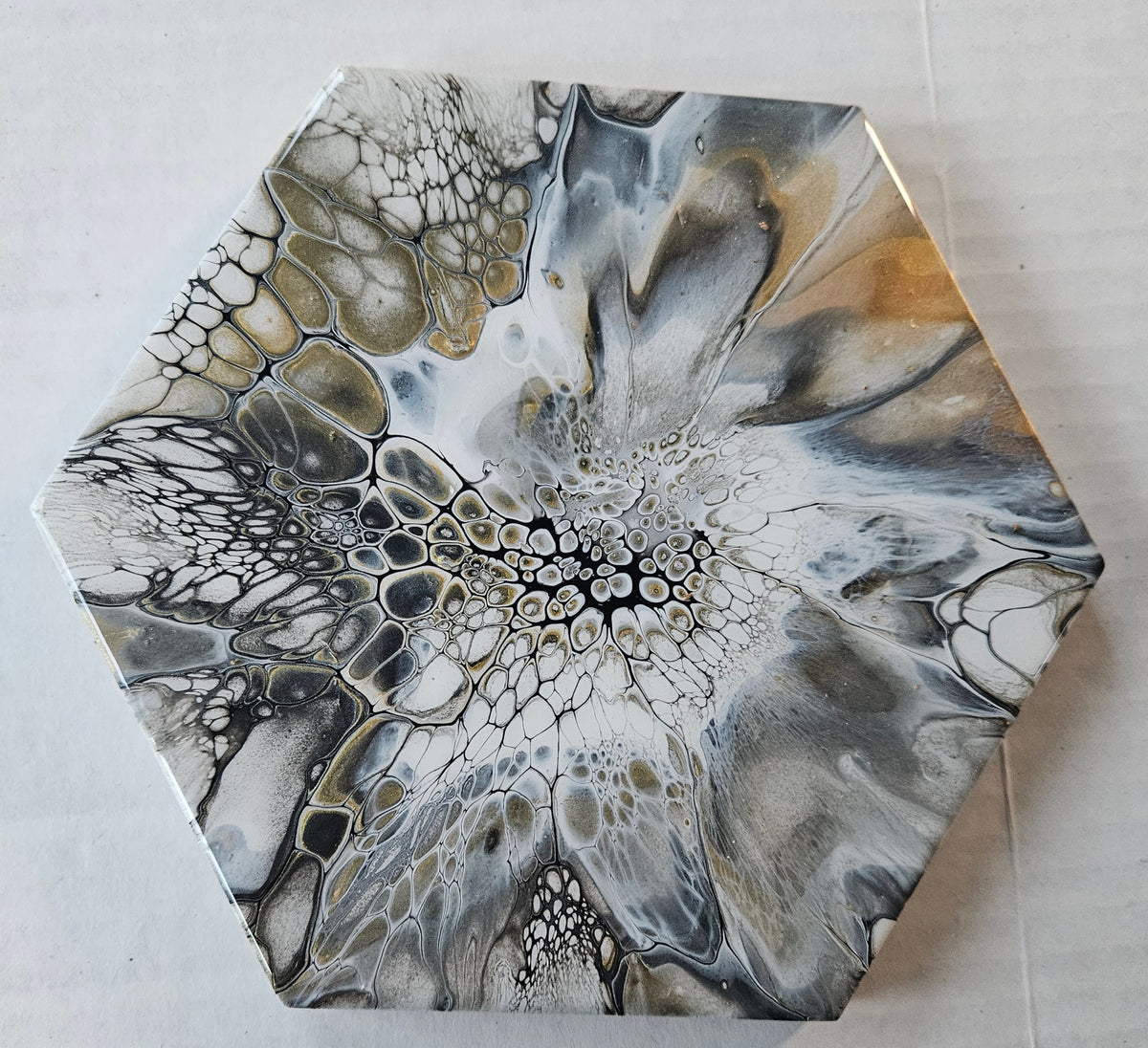 Trivet - Sm Hex - Naturally Metallic
