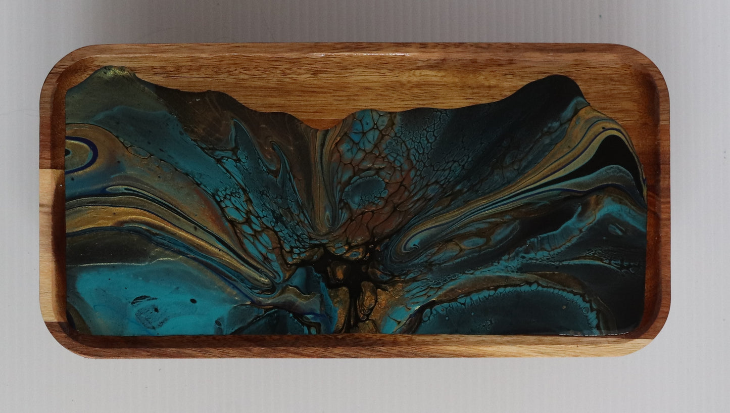 6 x 12 trinket tray w/ legs - Green/Gold 1